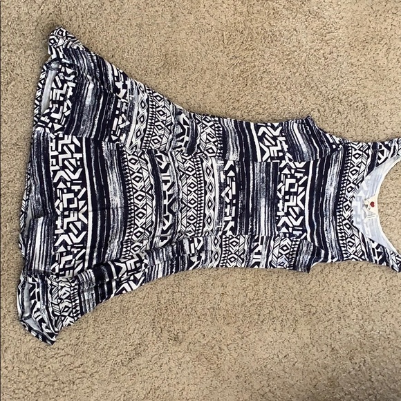 Cute Summer Dress - Picture 3 of 3